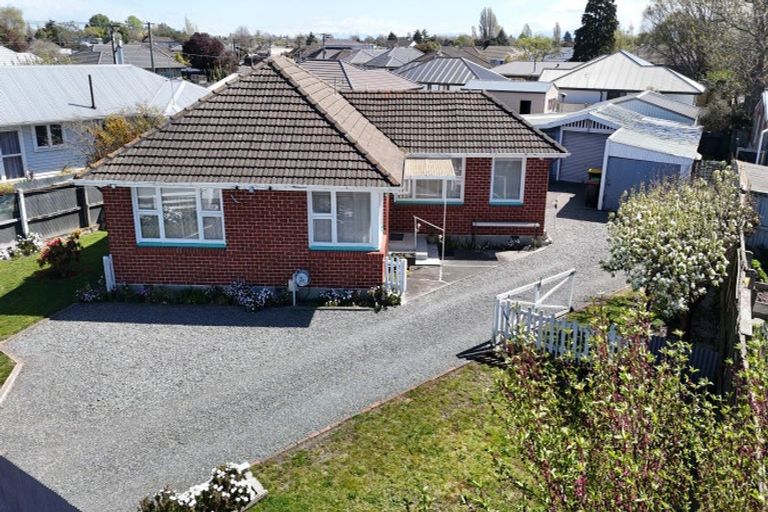 Photo of property in 3 Huron Street, Wainoni, Christchurch, 8061