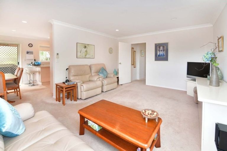 Photo of property in 45b Alec Craig Way, Gulf Harbour, Whangaparaoa, 0930