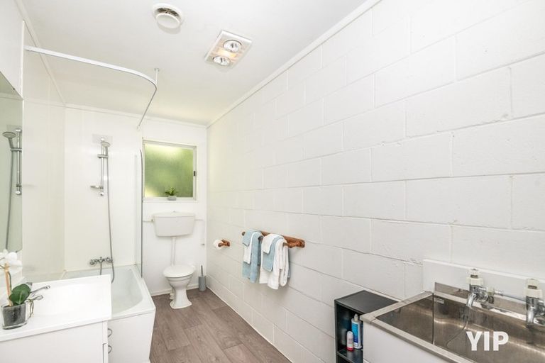 Photo of property in 7a Randolph Road, Crofton Downs, Wellington, 6035