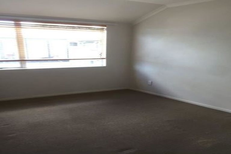 Photo of property in 65a Rodney Street, Howick, Auckland, 2014