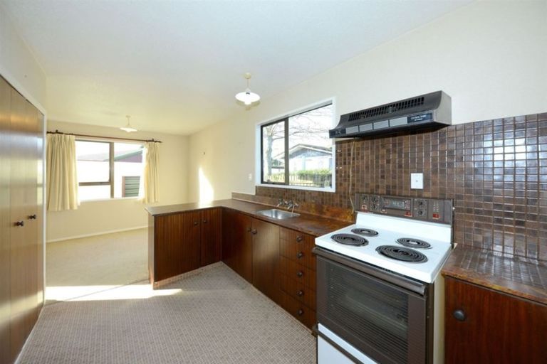 Photo of property in 21a Valecrest Avenue, Parklands, Christchurch, 8083