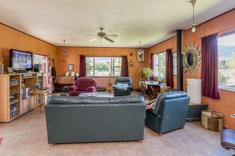 Photo of property in 611 Otaki Gorge Road, Hautere, Otaki, 5582