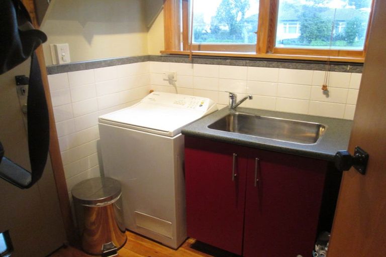 Photo of property in 65 Seddon Street, Takaro, Palmerston North, 4412