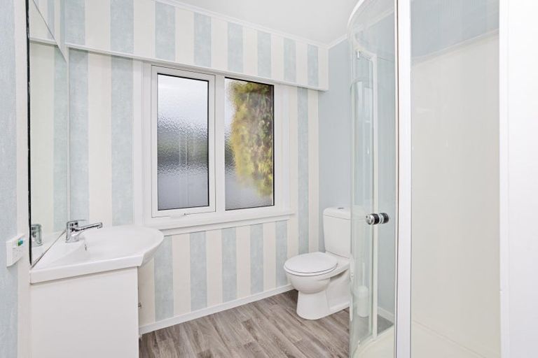 Photo of property in 75 Gladstone Terrace, Gladstone, Invercargill, 9810