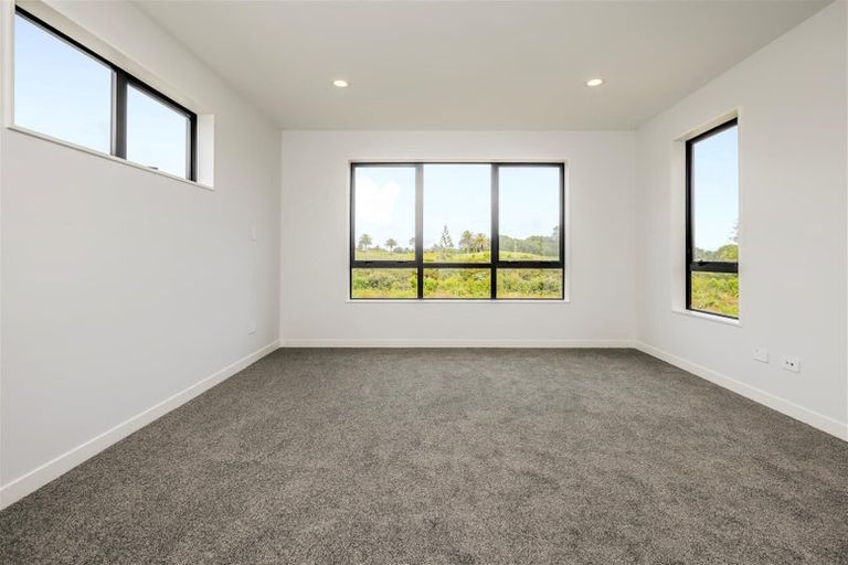 Photo of property in 2 Whawhaki Road, Beachlands, Auckland, 2018