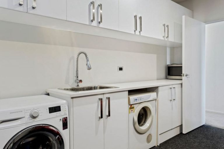 Photo of property in 2 Endurance Lane, Wigram, Christchurch, 8025