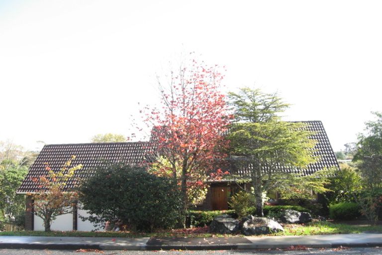 Photo of property in 74 Cheriton Road, Mellons Bay, Auckland, 2014