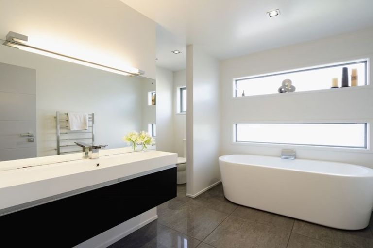 Photo of property in 13 William James Close, Mosgiel, 9024