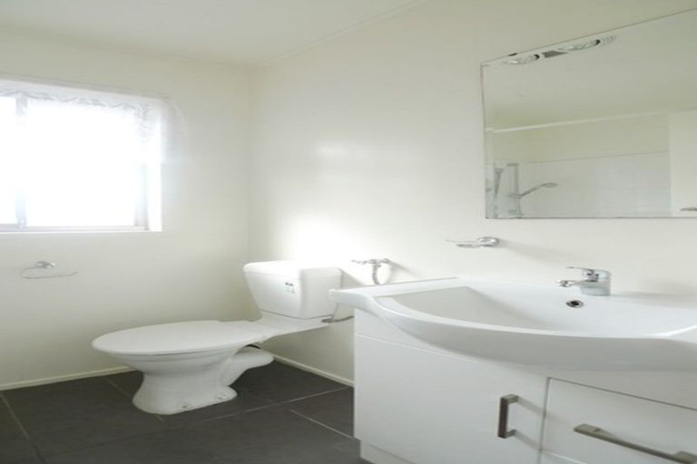 Photo of property in 4/115 Panama Road, Mount Wellington, Auckland, 1062