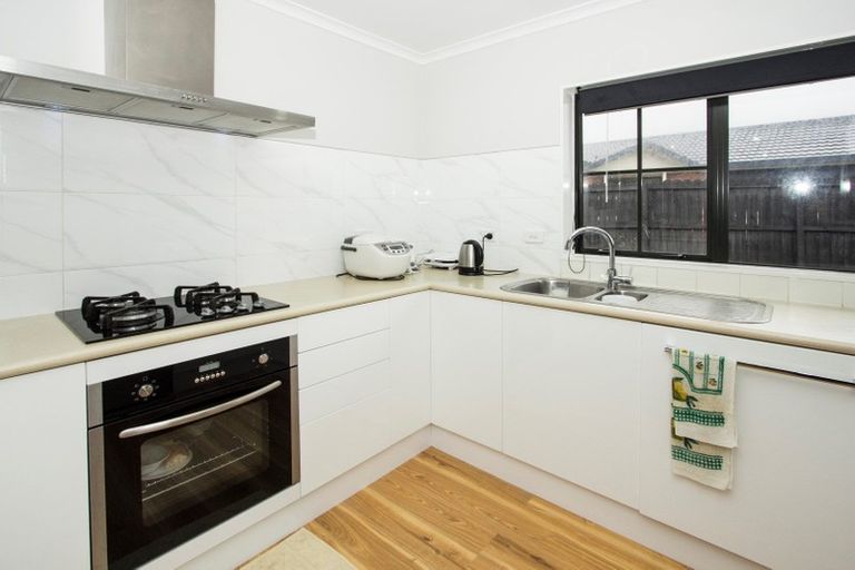 Photo of property in 52a Abiru Crescent, Favona, Auckland, 2024