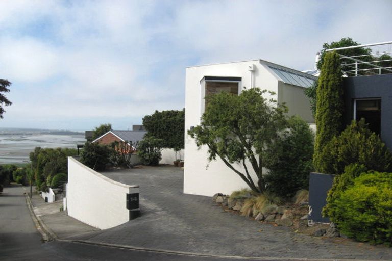 Photo of property in 14 Inverness Lane, Redcliffs, Christchurch, 8081