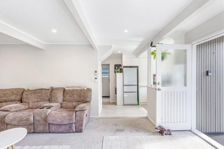 Photo of property in 2/32 Moana Avenue, Onehunga, Auckland, 1061