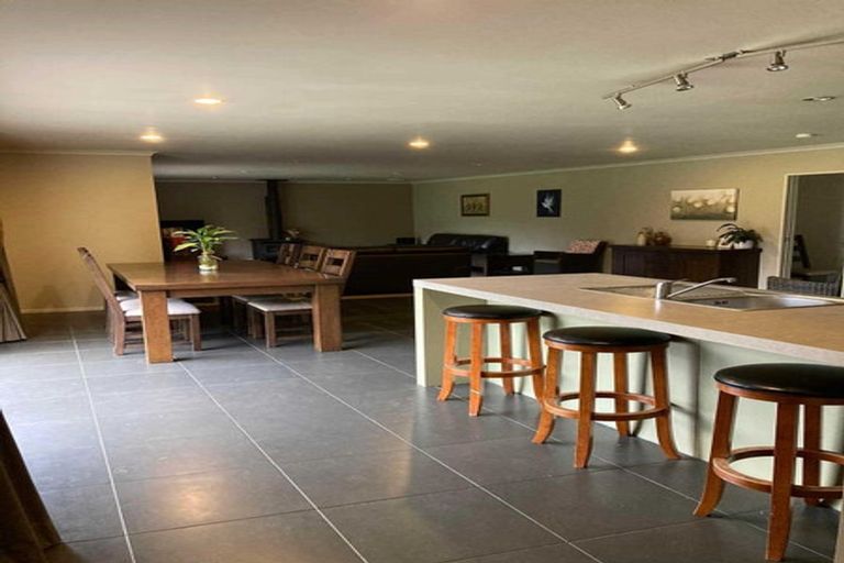Photo of property in 15a Te Mata Peak Road, Havelock North, 4130