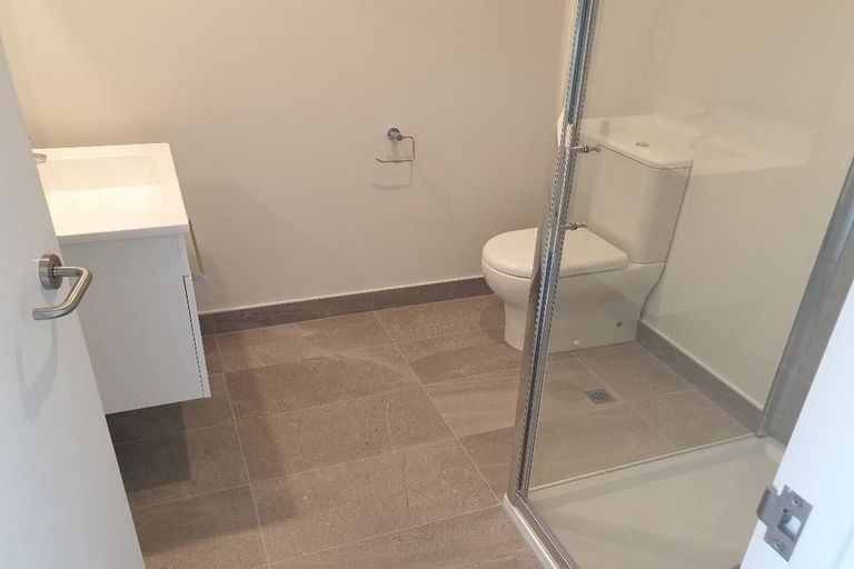 Photo of property in 2/18 Parson Lane, Papatoetoe, Auckland, 2025