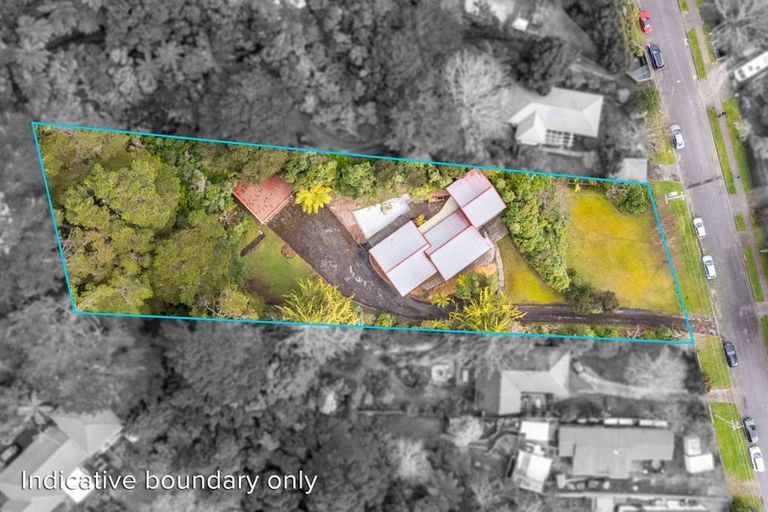 Photo of property in 99 Pinehaven Road, Pinehaven, Upper Hutt, 5019