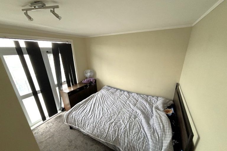 Photo of property in 1 Aurora Street, Petone, Lower Hutt, 5012