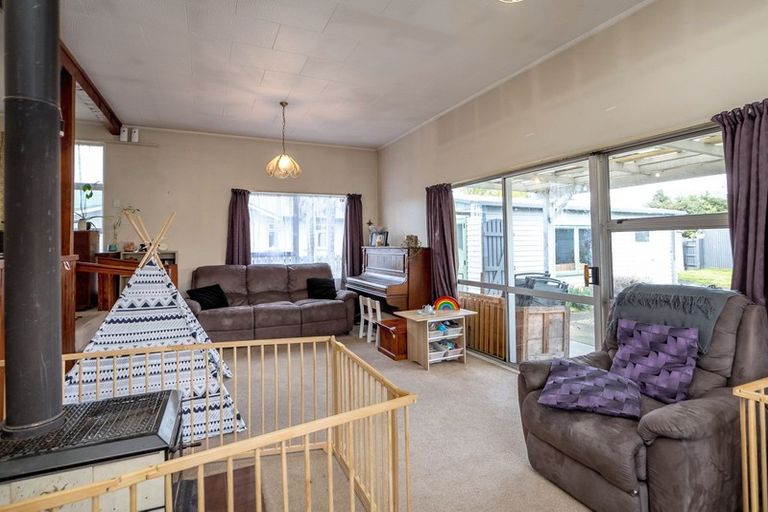 Photo of property in 70 South Belt, Solway, Masterton, 5810