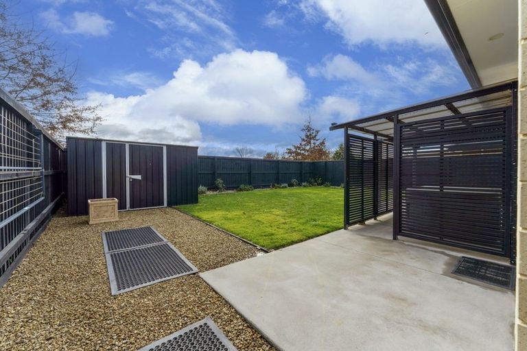 Photo of property in 39 Tara Crescent, Woodend, 7610