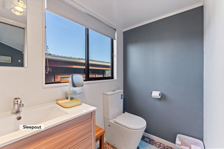 Photo of property in 14 Koromiko Street, Otaki Beach, Otaki, 5512