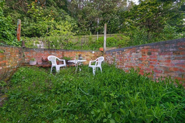 Photo of property in 43 Austin Street, Mount Victoria, Wellington, 6011