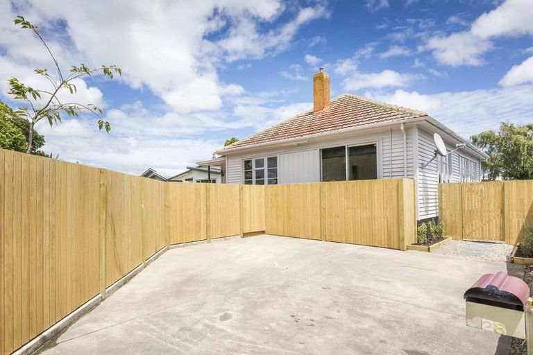 Photo of property in 28 South Street, West End, Palmerston North, 4410