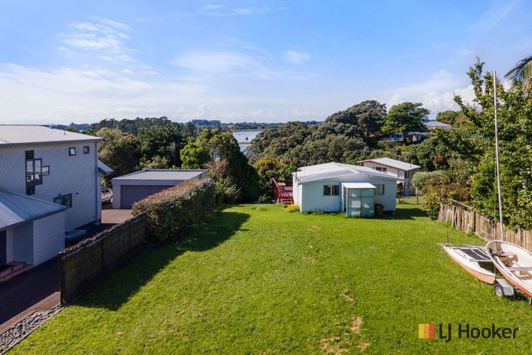 Photo of property in 16 Giles Way, Tanners Point, Tahawai, 3177