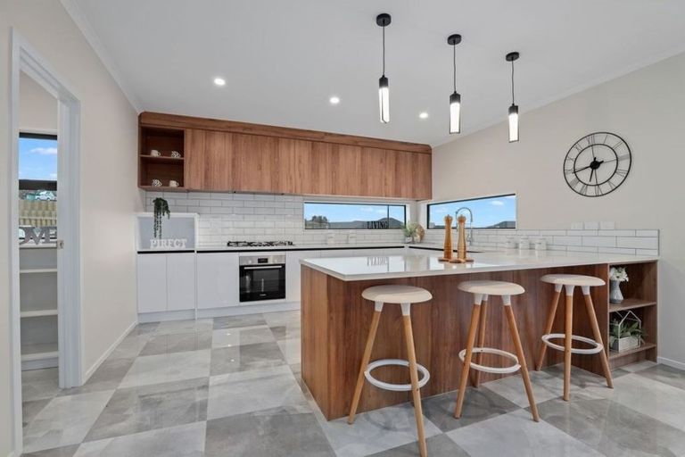 Photo of property in 7 Drower Glen, Flagstaff, Hamilton, 3210