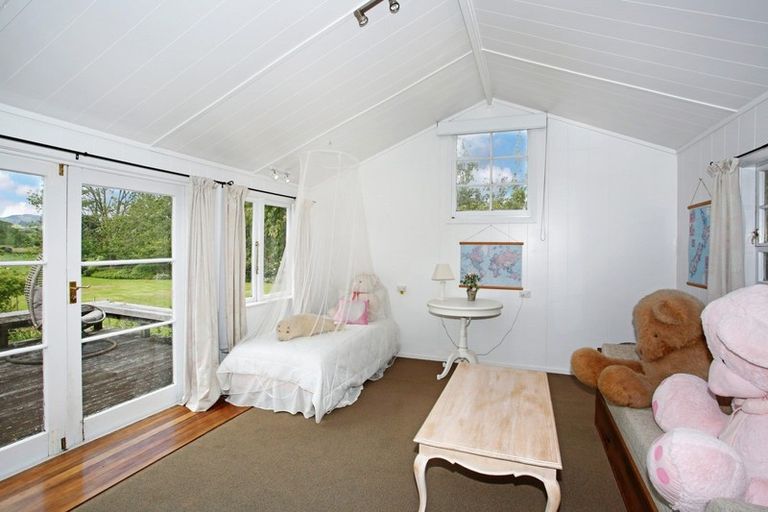 Photo of property in 7 Clevedon Kawakawa Road, Clevedon, Papakura, 2585