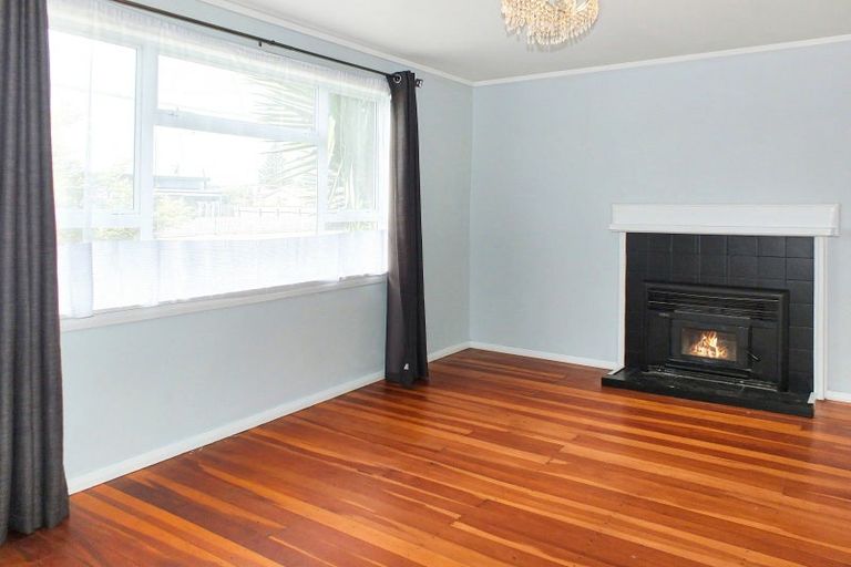 Photo of property in 26 Pratt Avenue, Foxton Beach, Foxton, 4815