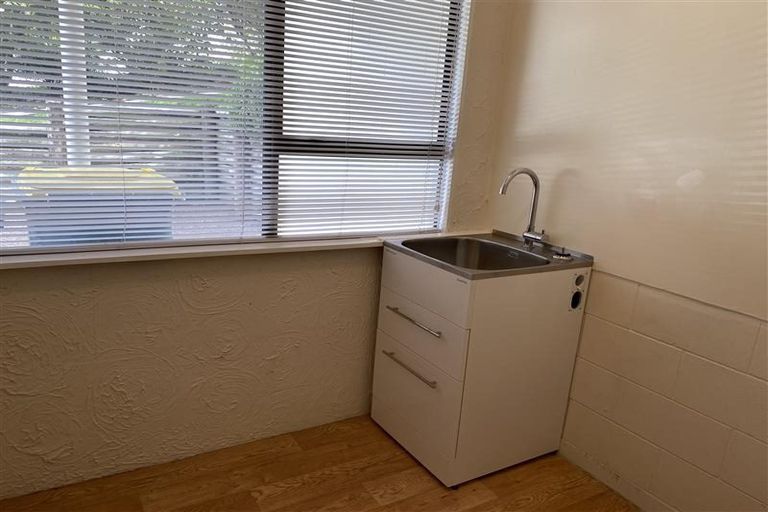 Photo of property in 23 John Downs Drive, Browns Bay, Auckland, 0630