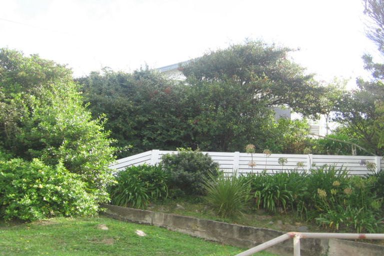 Photo of property in 95 Tauhinu Road, Miramar, Wellington, 6022