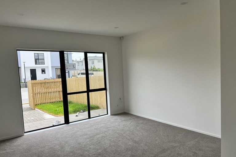 Photo of property in 10 Aumarire Lane, Favona, Auckland, 2024