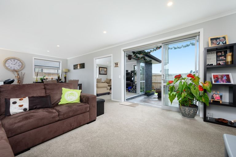 Photo of property in 17 Kanono Close, Papamoa Beach, Papamoa, 3118