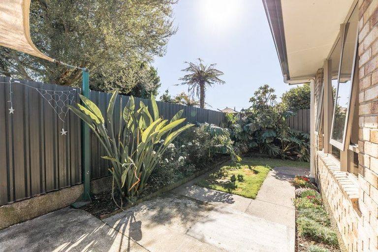 Photo of property in 23 Rintoul Street, Westport, 7825