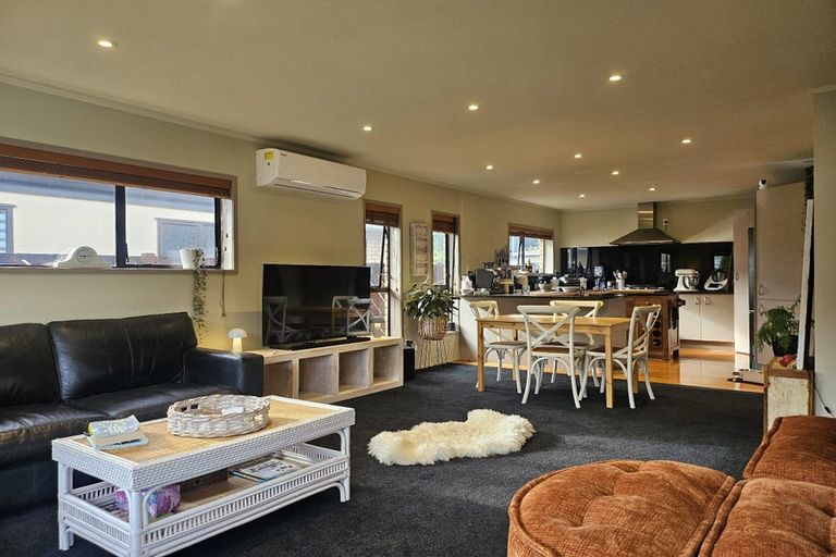 Photo of property in 3/482 Hibiscus Coast Highway, Orewa, 0931