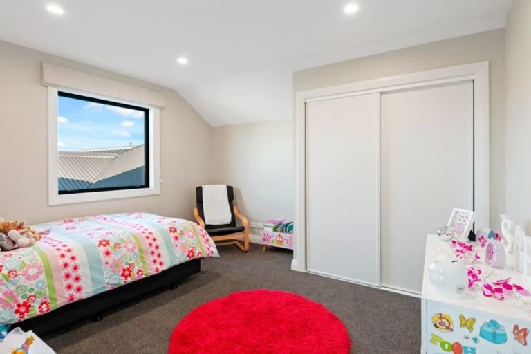 Photo of property in 19 Bluestone Drive, Parklands, Christchurch, 8083