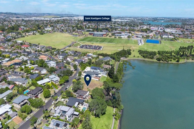 Photo of property in 69 Fisher Parade, Sunnyhills, Auckland, 2010