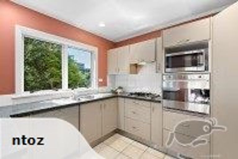 Photo of property in 13/28 Hobson Street, Thorndon, Wellington, 6011