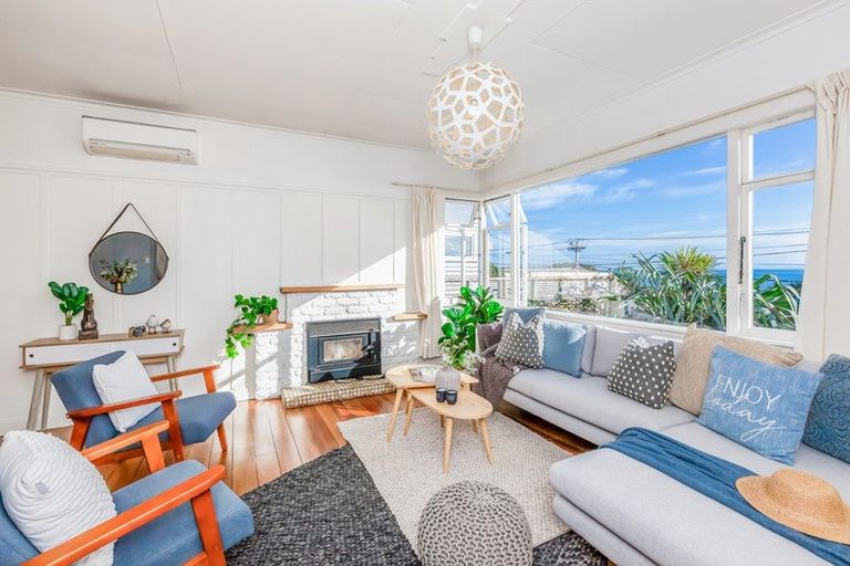 Photo of property in 198 Rosetta Road, Raumati South, Paraparaumu, 5032