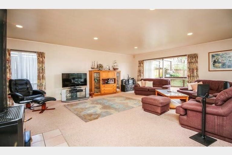 Photo of property in 78 Deep Creek Road, Torbay, Auckland, 0630
