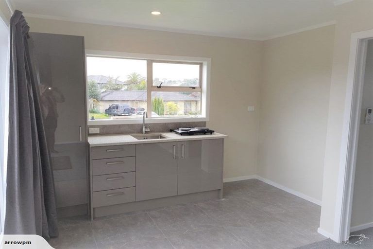 Photo of property in 4 Fitchburg Place, Mangere, Auckland, 2022