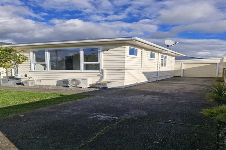 Photo of property in 3 Kings Drive, Levin, 5510