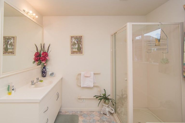 Photo of property in 2/2a Chalmers Street, Highfield, Timaru, 7910