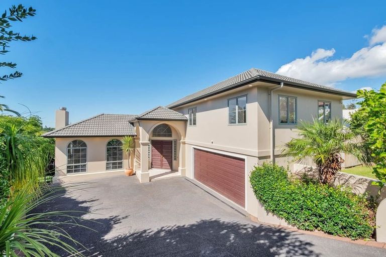 Photo of property in 11 Caversham Drive, Torbay, Auckland, 0630