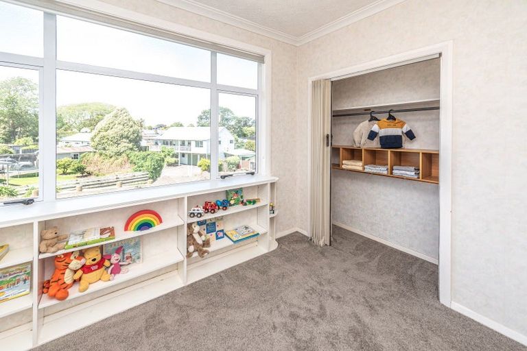 Photo of property in 14 Rawhiti Place, Saint Johns Hill, Whanganui, 4501