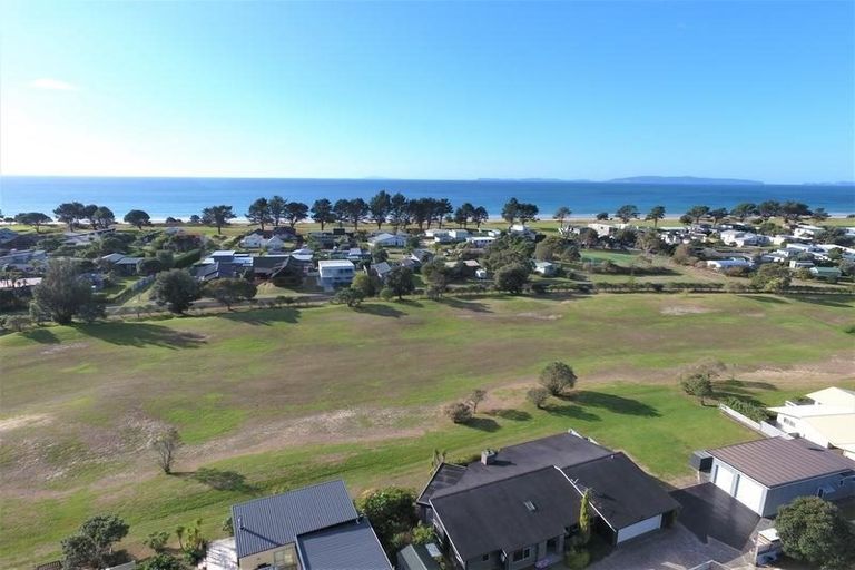 Photo of property in 151 The Fairway, Matarangi, Whitianga, 3592