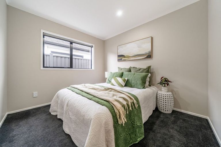 Photo of property in 22 Te Kaeaea Crescent, Wallaceville, Upper Hutt, 5018