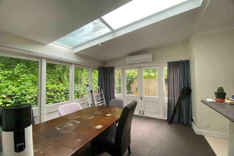 Photo of property in 180 Sydney Street West, Thorndon, Wellington, 6011