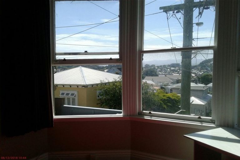 Photo of property in 6-10 Mudges Terrace, Newtown, Wellington, 6021