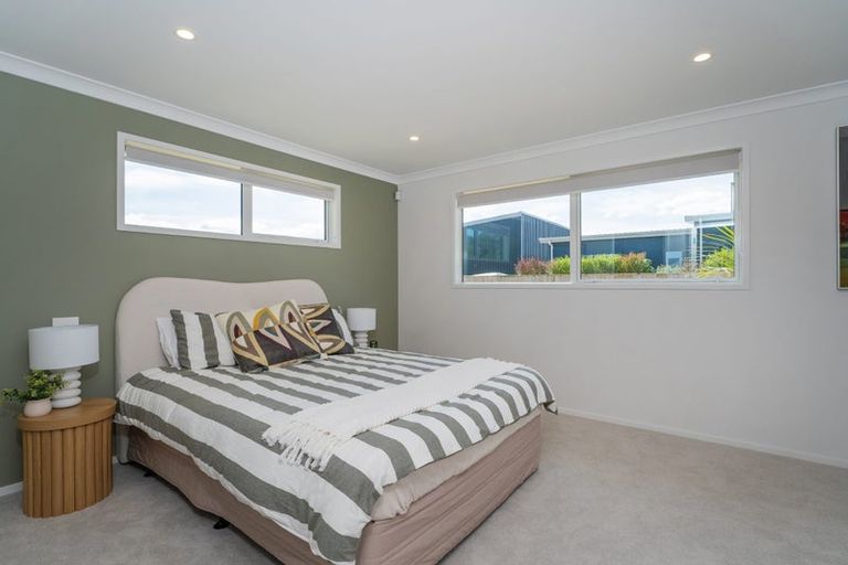 Photo of property in 43 Longreach Drive, Cooks Beach, Whitianga, 3591